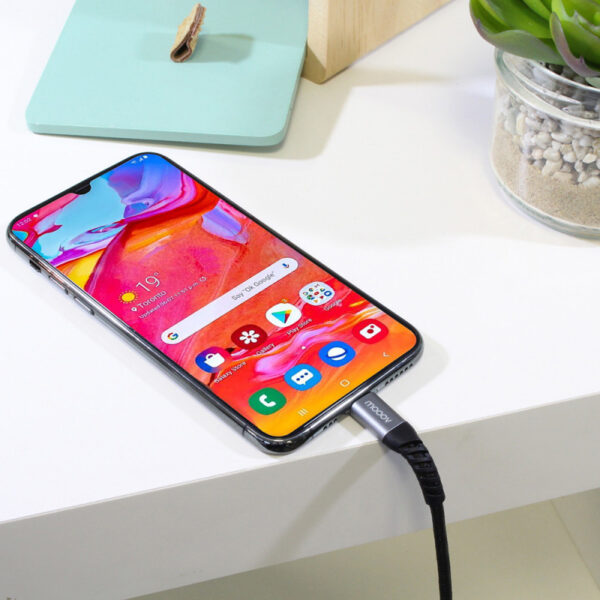 Câble USB-C /USB-A renforcé Ultimate 2 m - noir